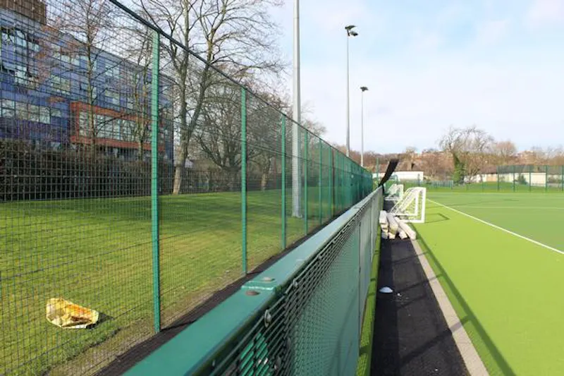 Dulwich school sports club, J215 (photo 73)