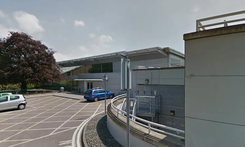 Dulwich school sports club, J215 (photo 74)