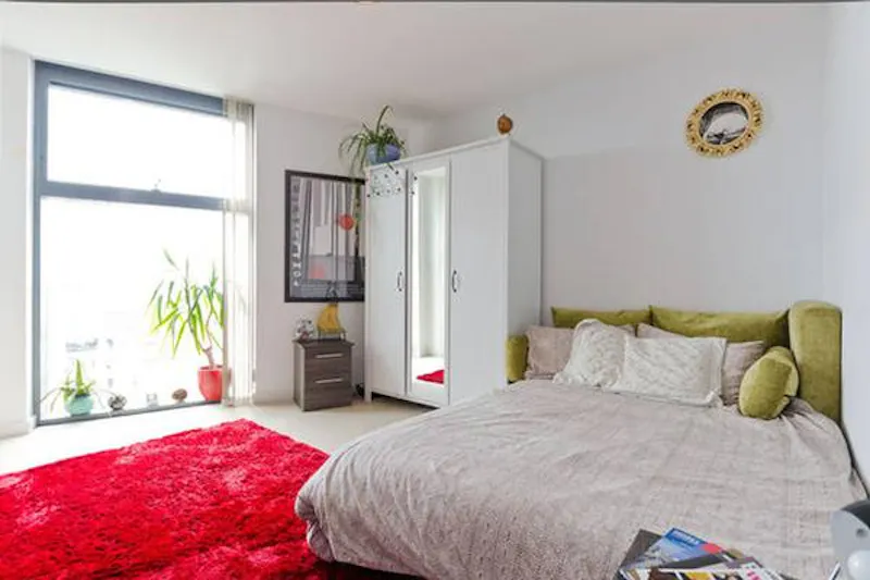 Bedroom at Modern Liverpool apartment, F1111 (photo 11)