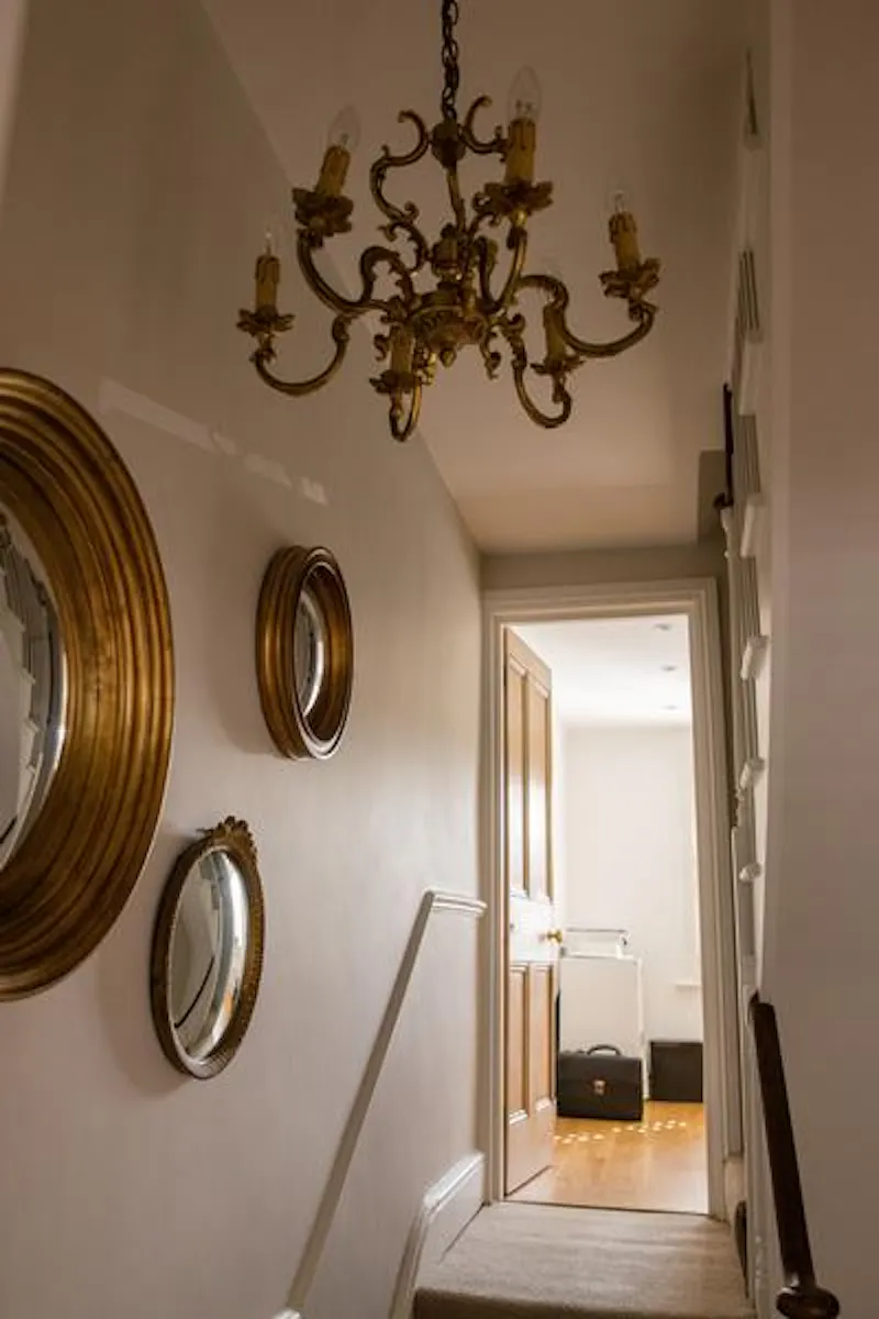 Corridor at Smart Tooting house, B1733 (photo 16)