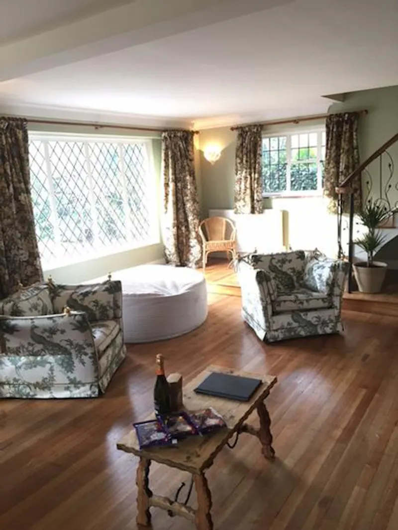 Living Room at Bexley farmhouse, L662 (photo 7)