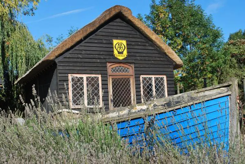 Stable / Outbuildings at Bexley farmhouse, L662 (photo 18)