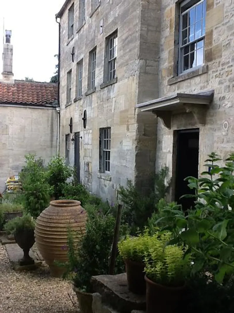 Rustic Bradford-on-Avon house, A1413 (photo 1)