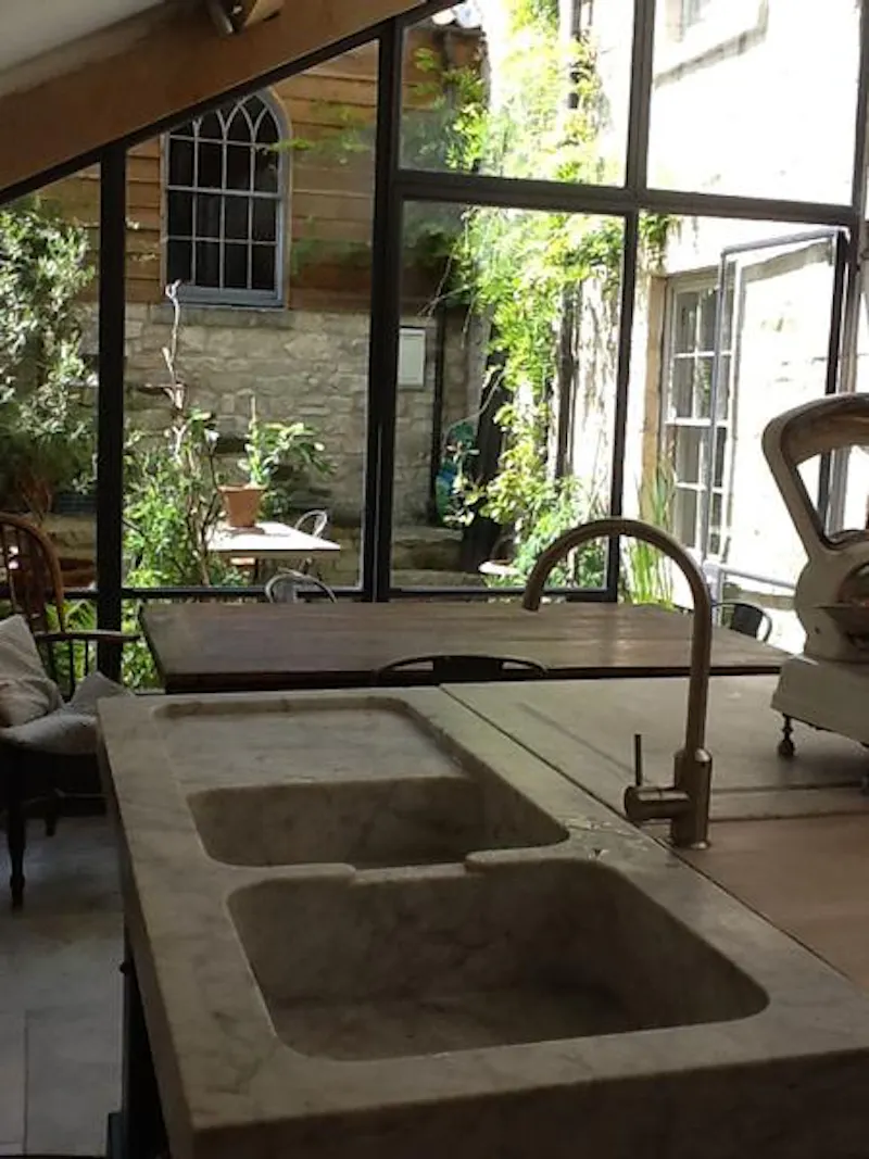 Kitchen at Rustic Bradford-on-Avon house, A1413 (photo 7)
