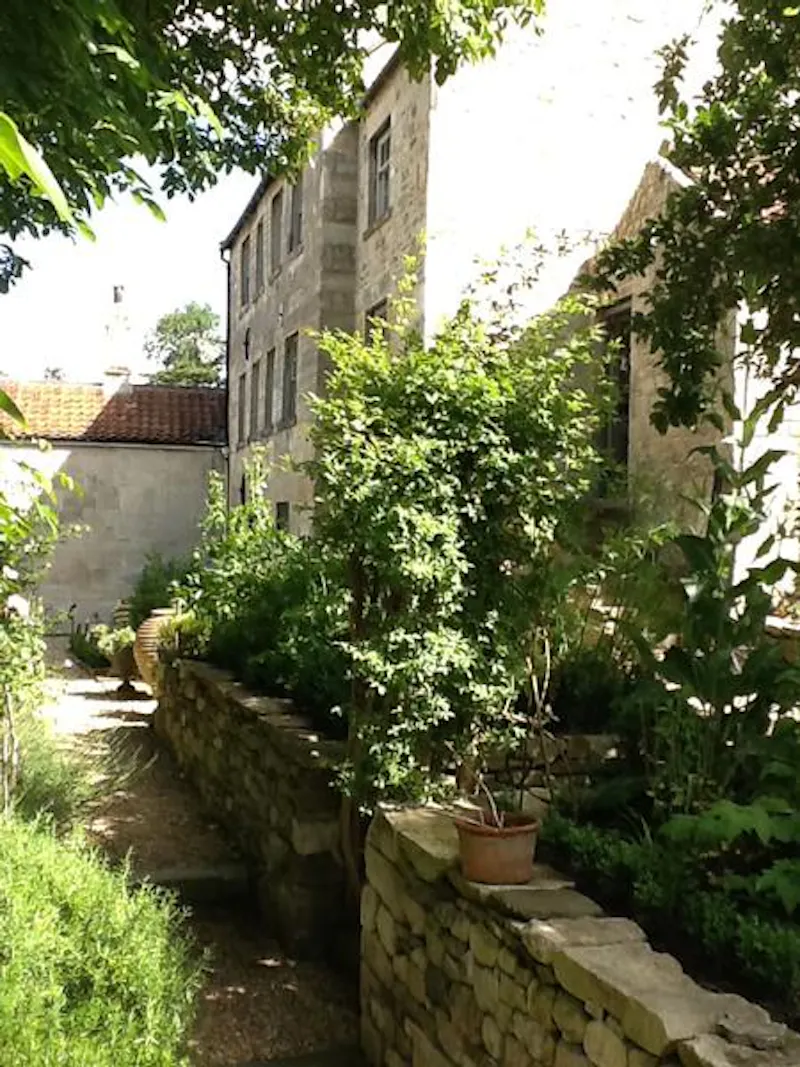 Rustic Bradford-on-Avon house, A1413 (photo 32)