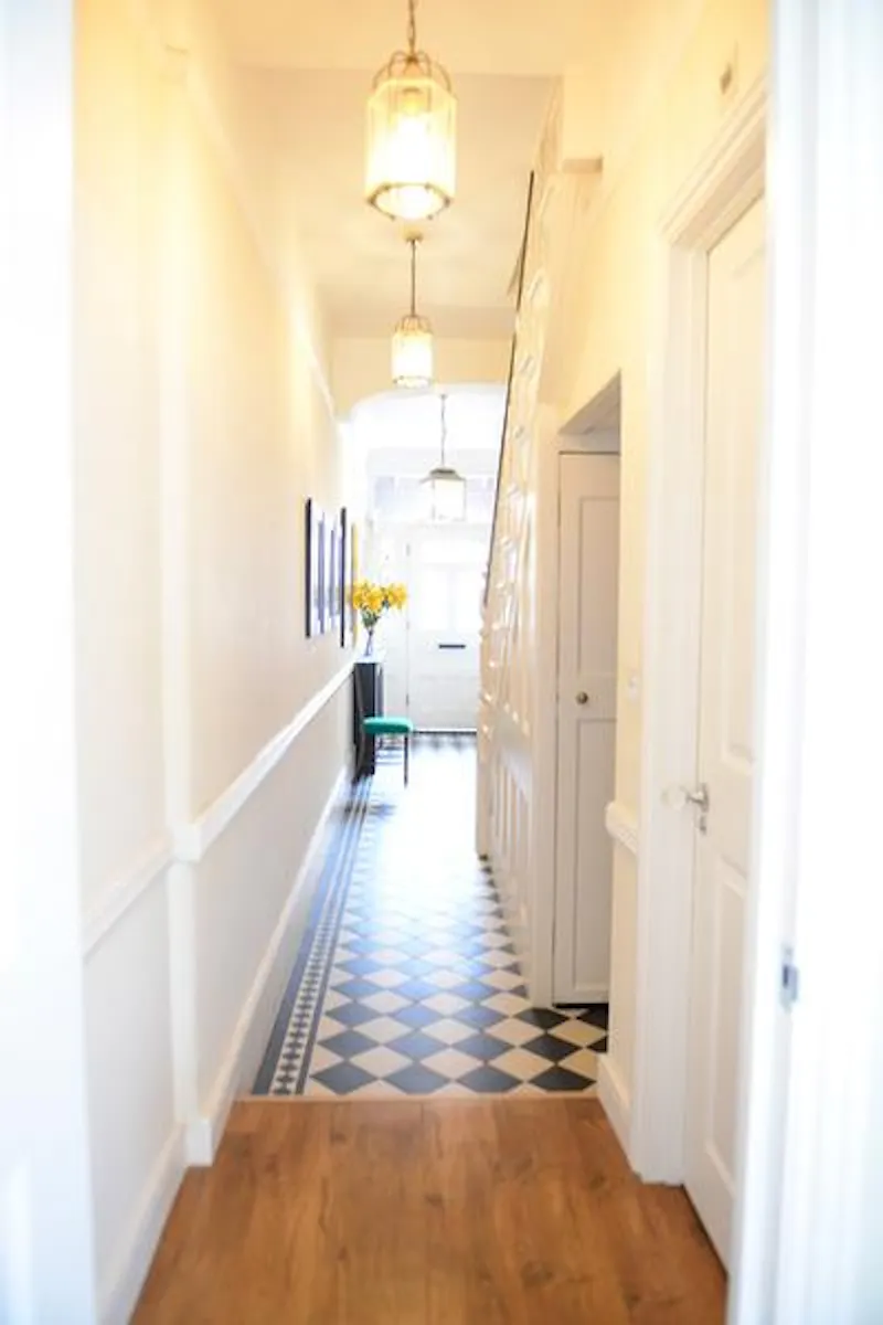 Streatham family house, B1735 (photo 2)