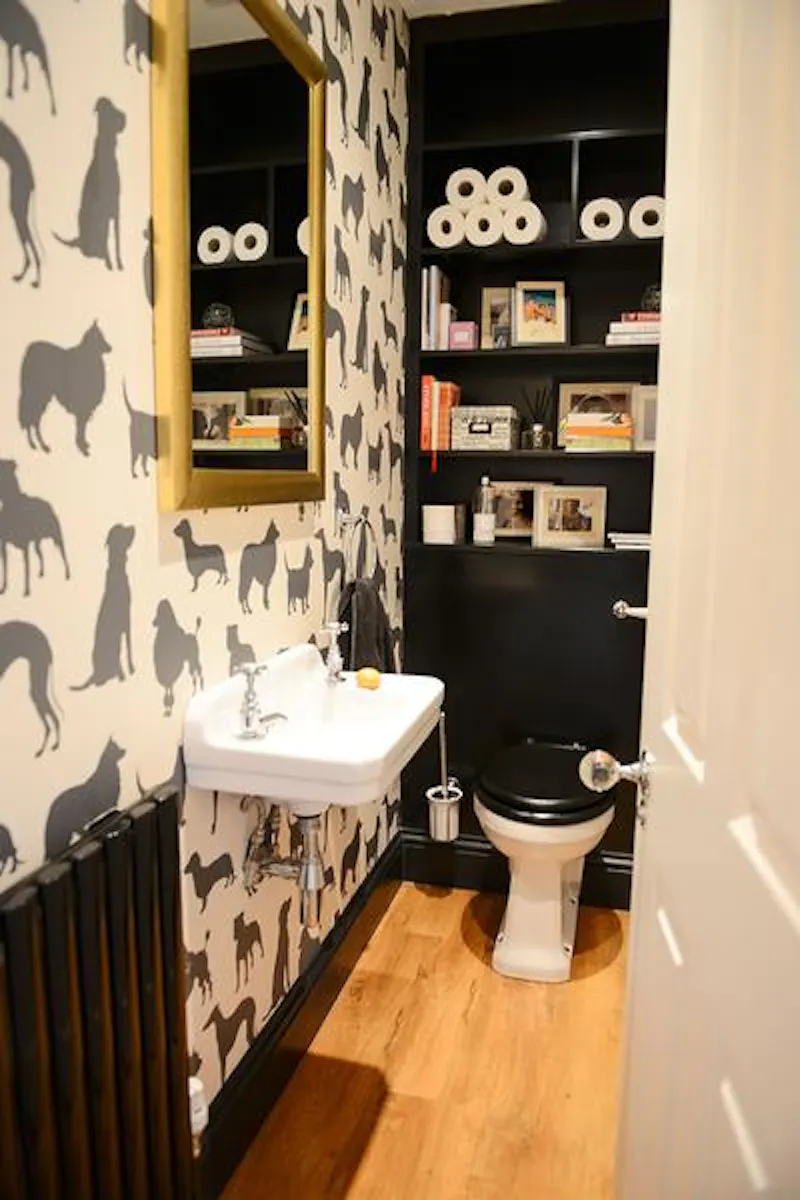 Bathroom at Streatham family house, B1735 (photo 42)