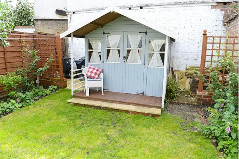 Shed at Streatham family house, B1735 (photo 50)