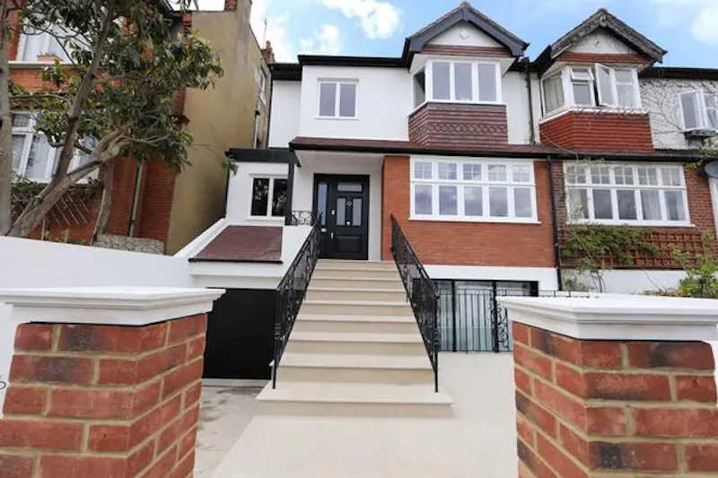 Luxe, modern Wimbledon house, K415 (photo 1)