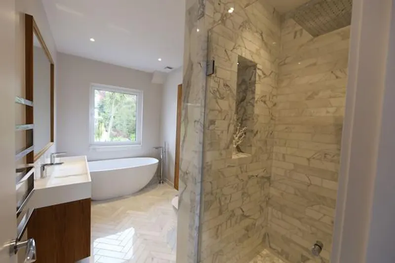 Bath - rolltop at Luxe, modern Wimbledon house, K415 (photo 8)