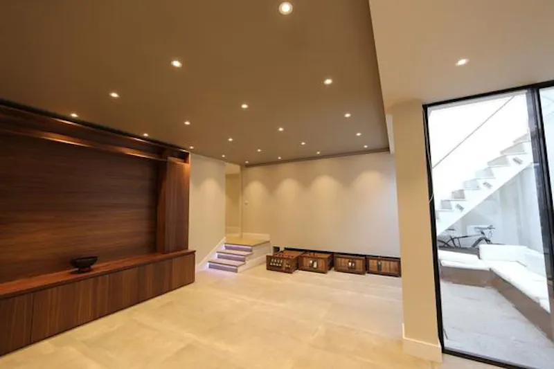 Luxe, modern Wimbledon house, K415 (photo 11)