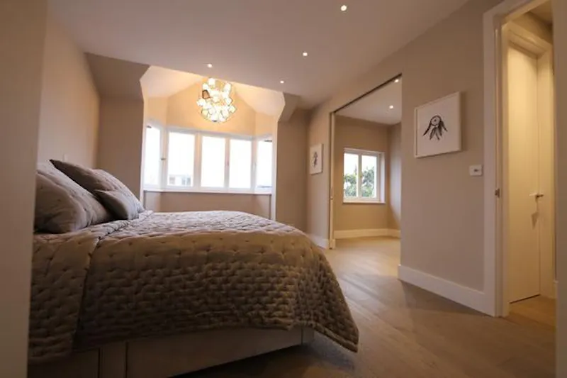 Luxe, modern Wimbledon house, K415 (photo 13)