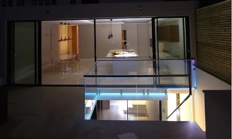 Luxe, modern Wimbledon house, K415 (photo 17)