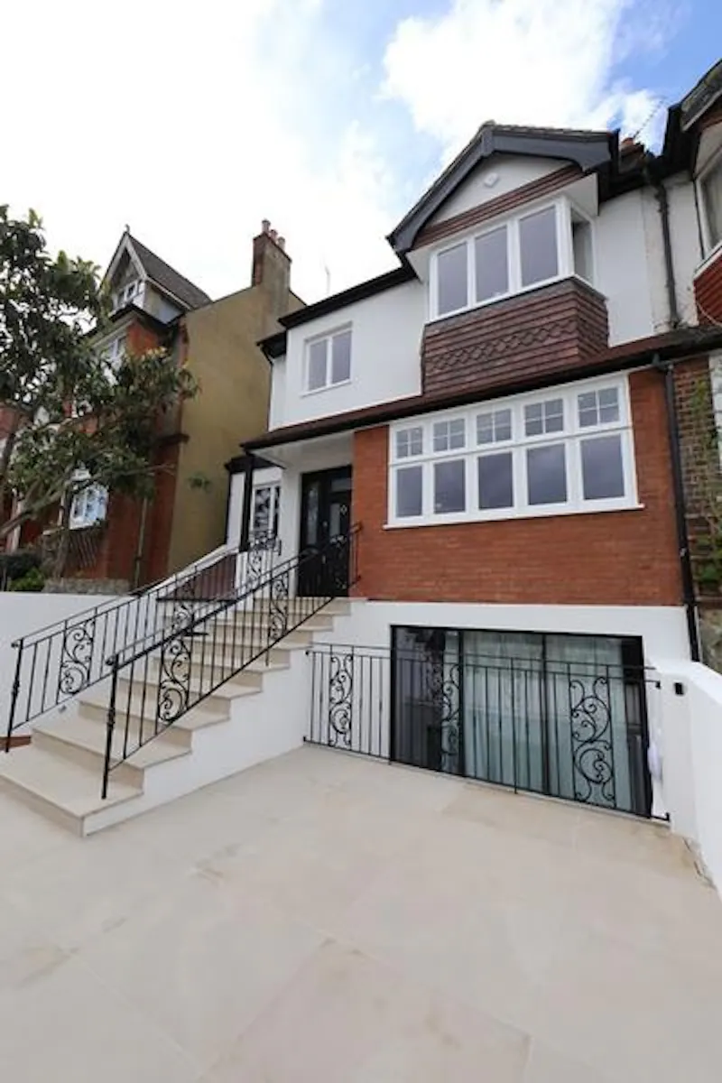 Luxe, modern Wimbledon house, K415 (photo 25)