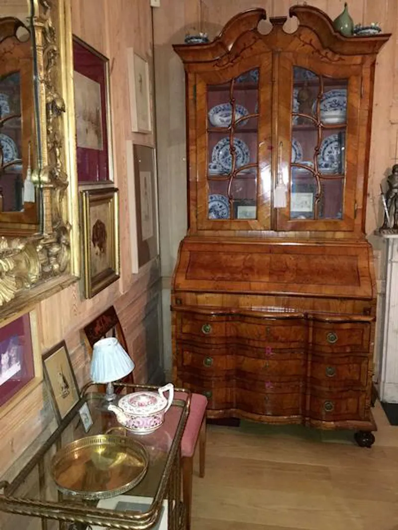 Traditional Ebury Street house, A1414 (photo 12)