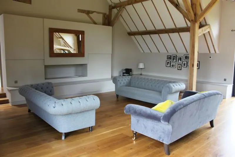 Beams at Film location L659 in Hampshire (photo 5)