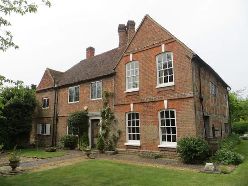 16th century Witley manor, M299 (photo 1)