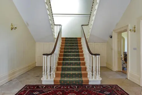 Vacant country house in Wigston, G295