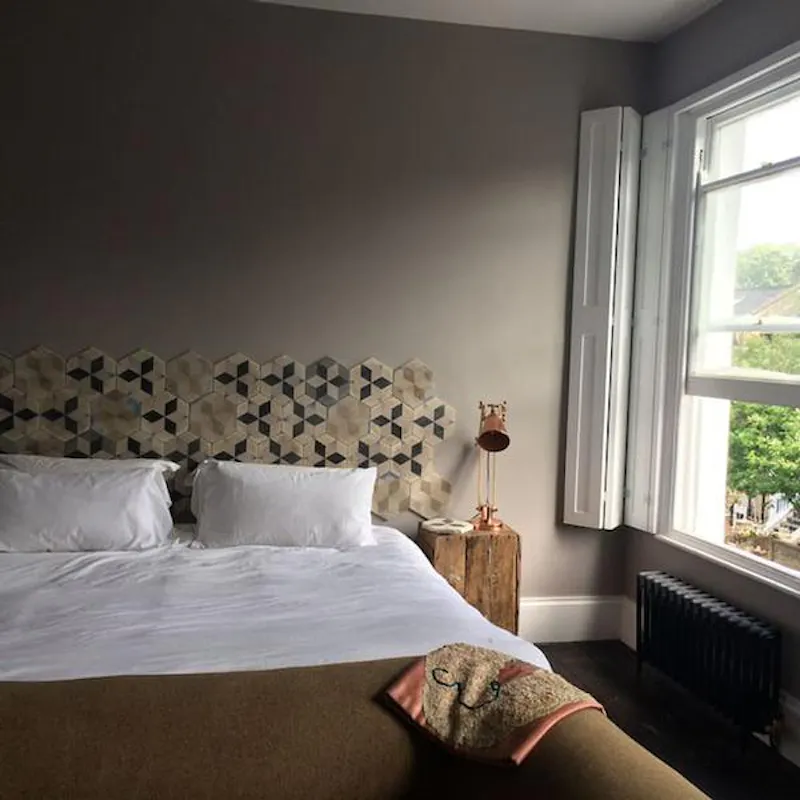 Bedroom at Colourful Clapton house, B1737 (photo 18)