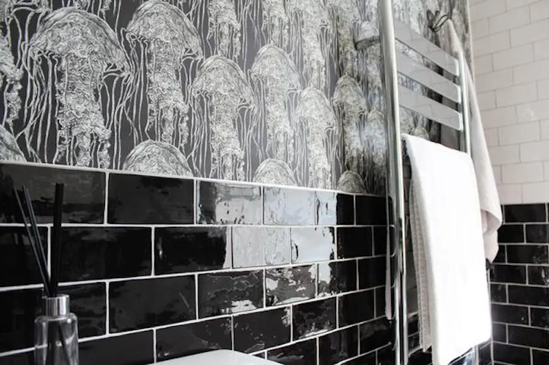Wallpaper at Colourful Stoke Newington home, B1739 (photo 43)