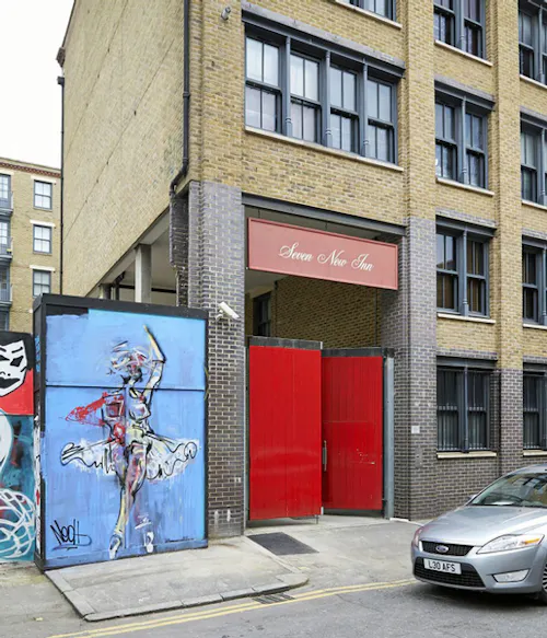 Two bedroom Shoreditch loft, F1123