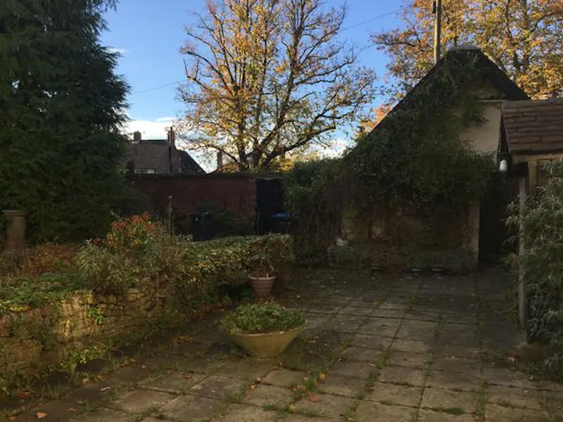 Terrace/Patio at Distressed mansion near Derby, B1741 (photo 54)