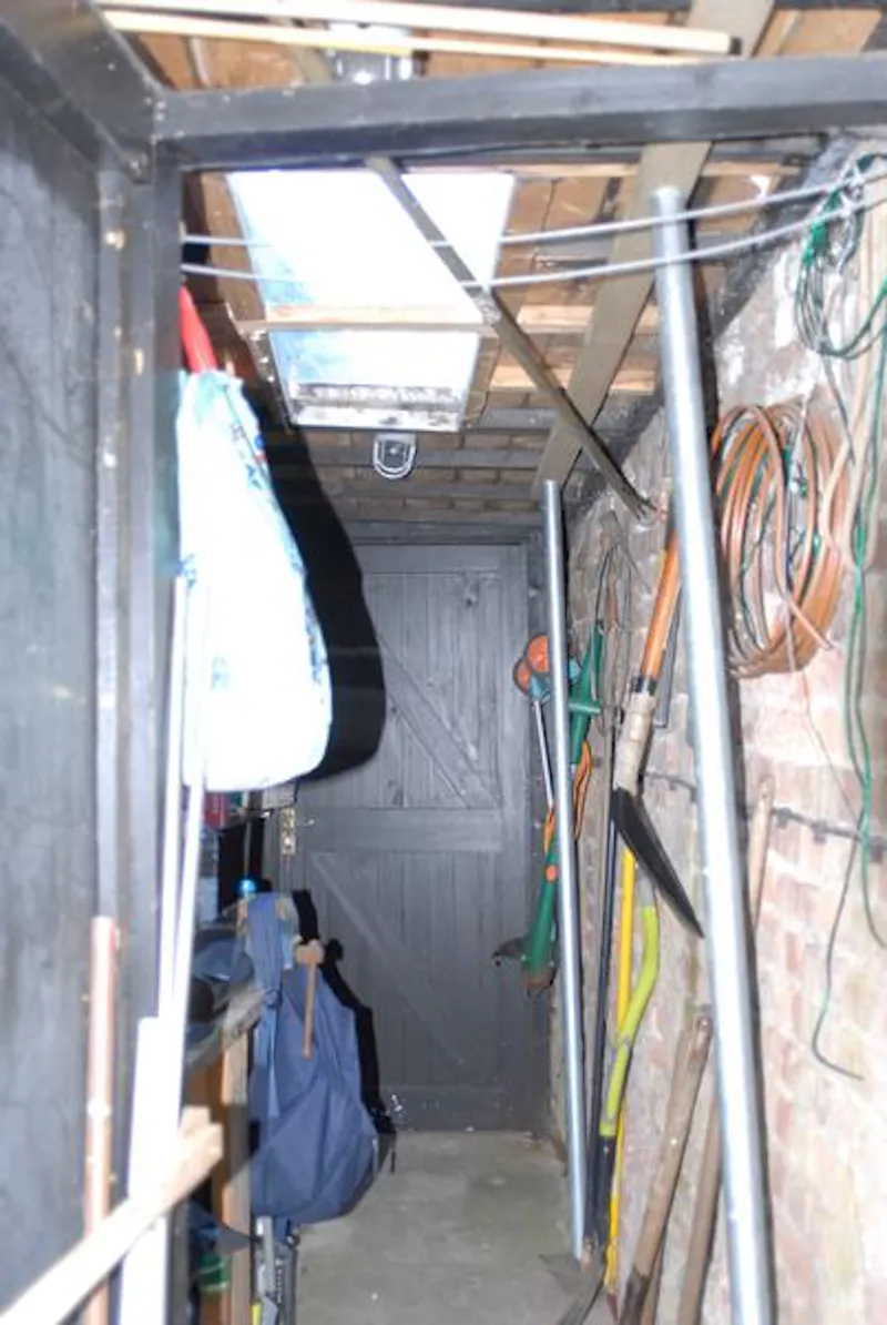 Film location D2280 in London (photo 37)