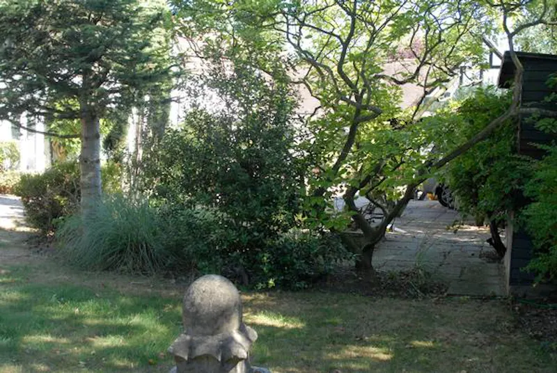 Film location D2280 in London (photo 63)