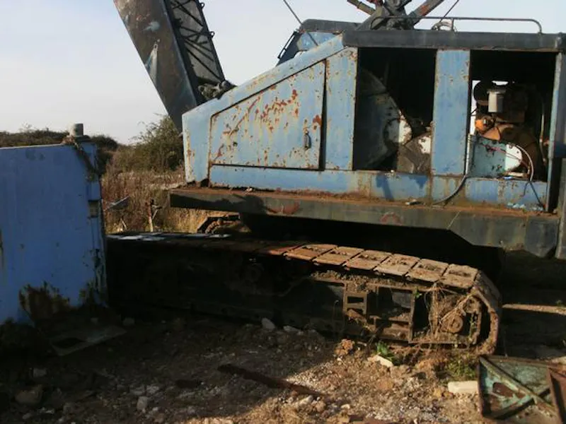 Working boat yard in Great Wakering, V152 (photo 30)