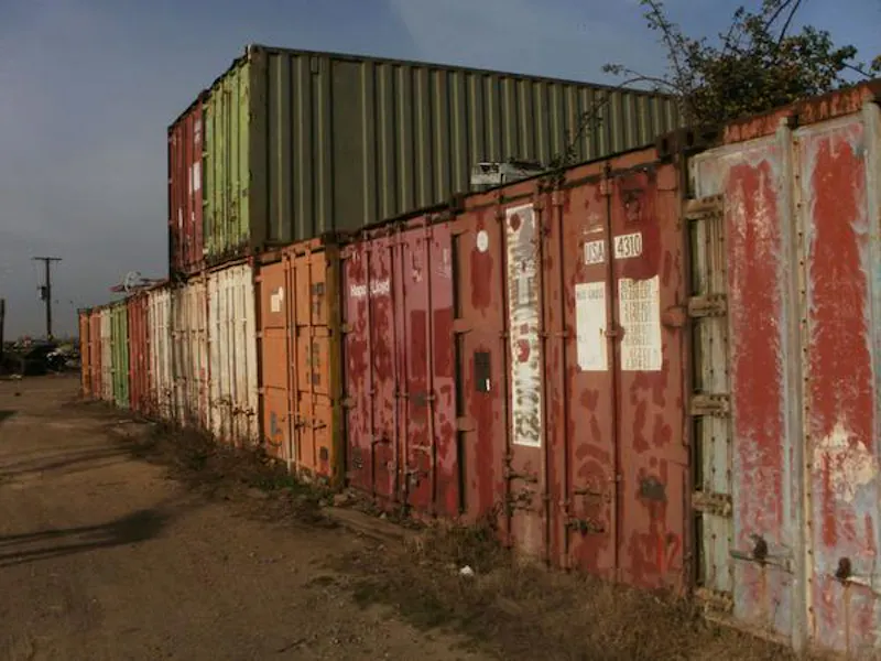Shed at Working boat yard in Great Wakering, V152 (photo 38)