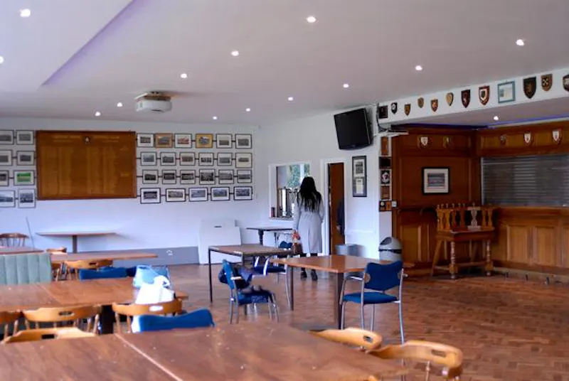 Rugby football club in Stanmore, Q119 (photo 4)
