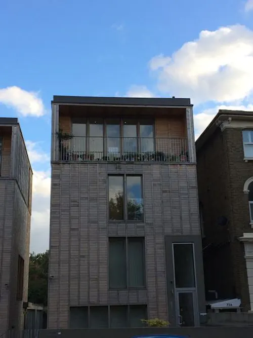 Open plan flat in Brockley, F1125