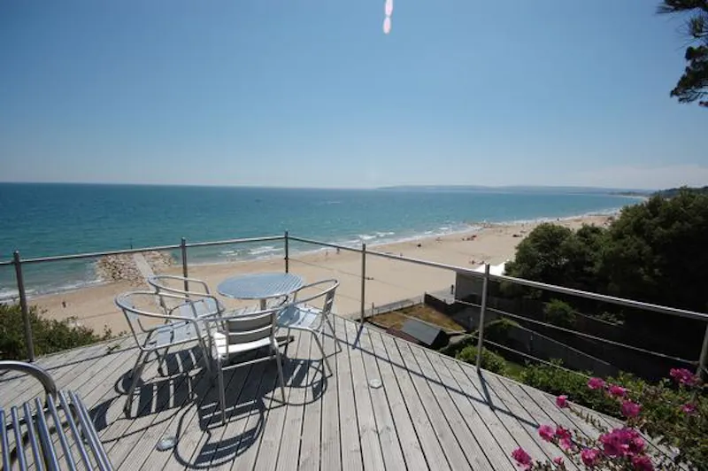 Terrace/Patio at Film location C875 in Dorset (photo 11)