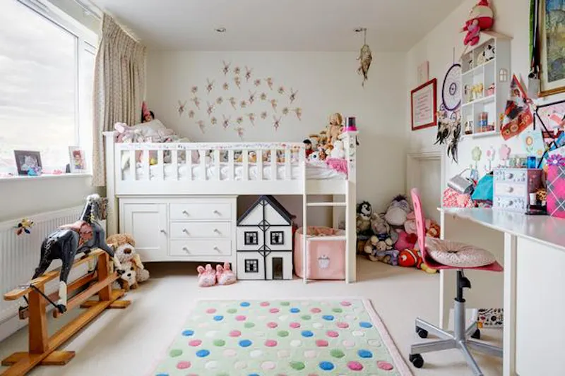 Bedroom - child's at Edwardian Ealing family home , E435 (photo 17)