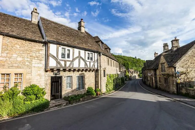 Wiltshire Tudor village house, M300 (photo 20)