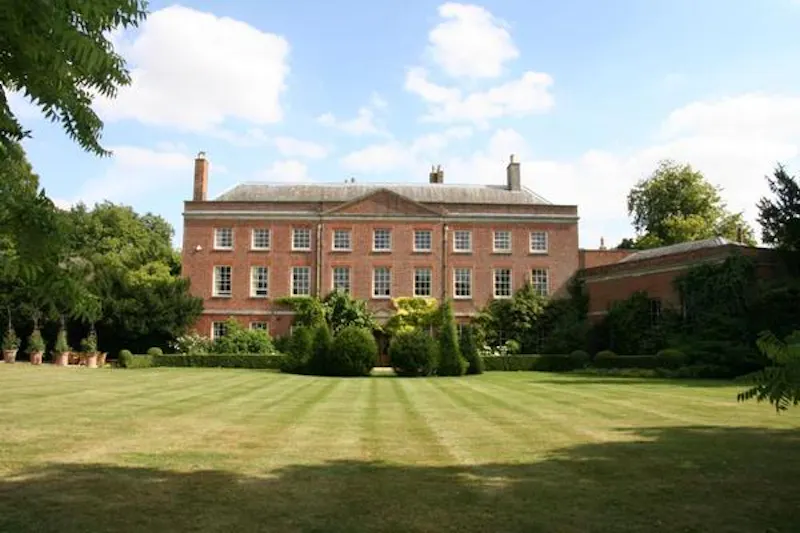 St Neots Grand estate, A1422 (photo 2)