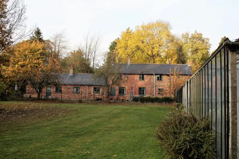 St Neots Grand estate, A1422 (photo 6)