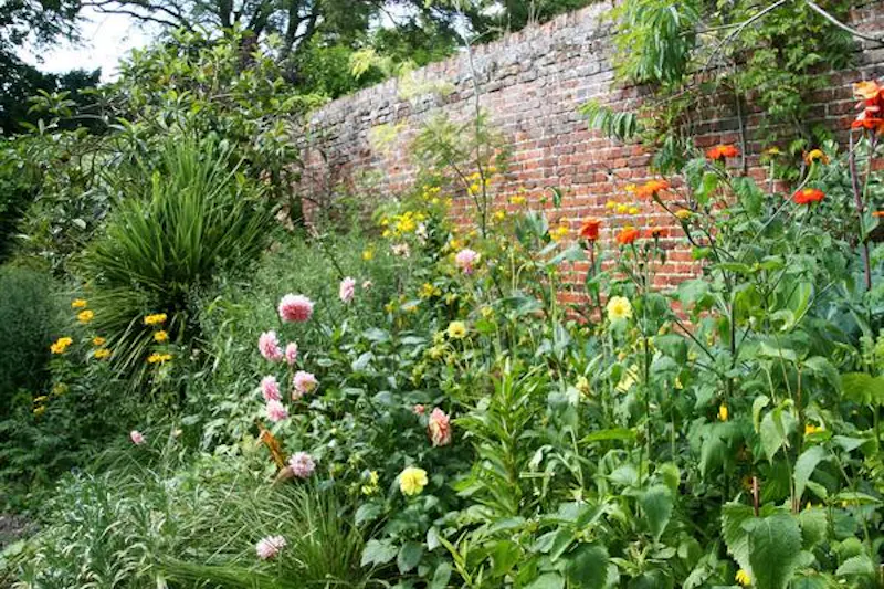St Neots Grand estate, A1422 (photo 12)