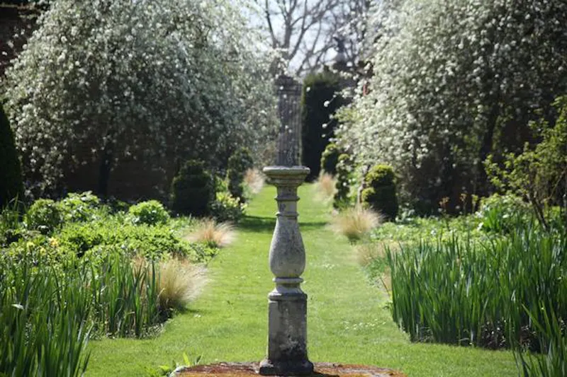 St Neots Grand estate, A1422 (photo 27)