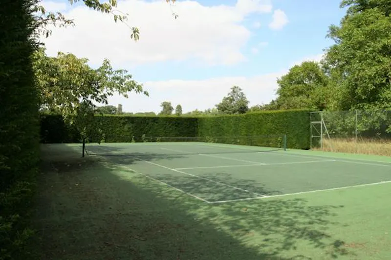 Tennis court at St Neots Grand estate, A1422 (photo 42)