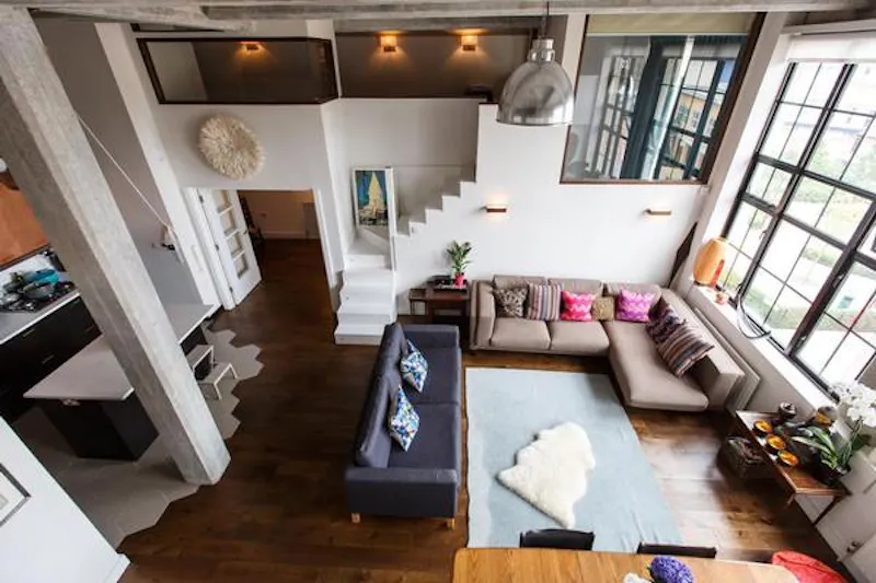 Beams at Clapton loft apartment, F1126 (photo 2)