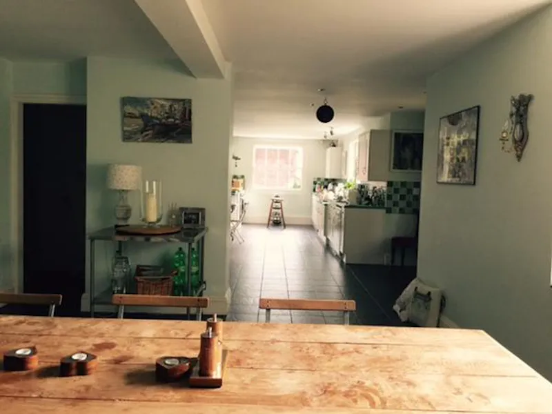 Kitchen at Stunning Southsea house, B1746 (photo 12)
