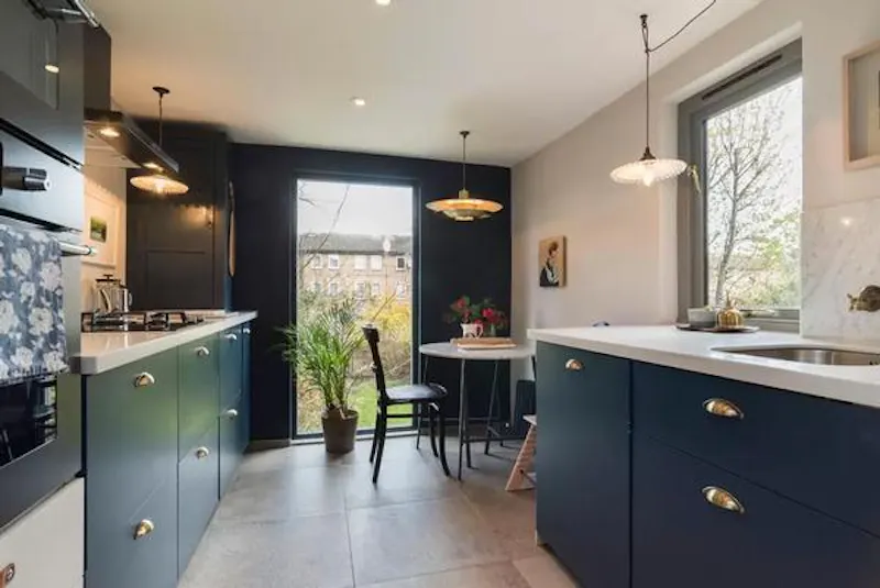 Kitchen at On-trend Hackney apartment, F1129 (photo 11)
