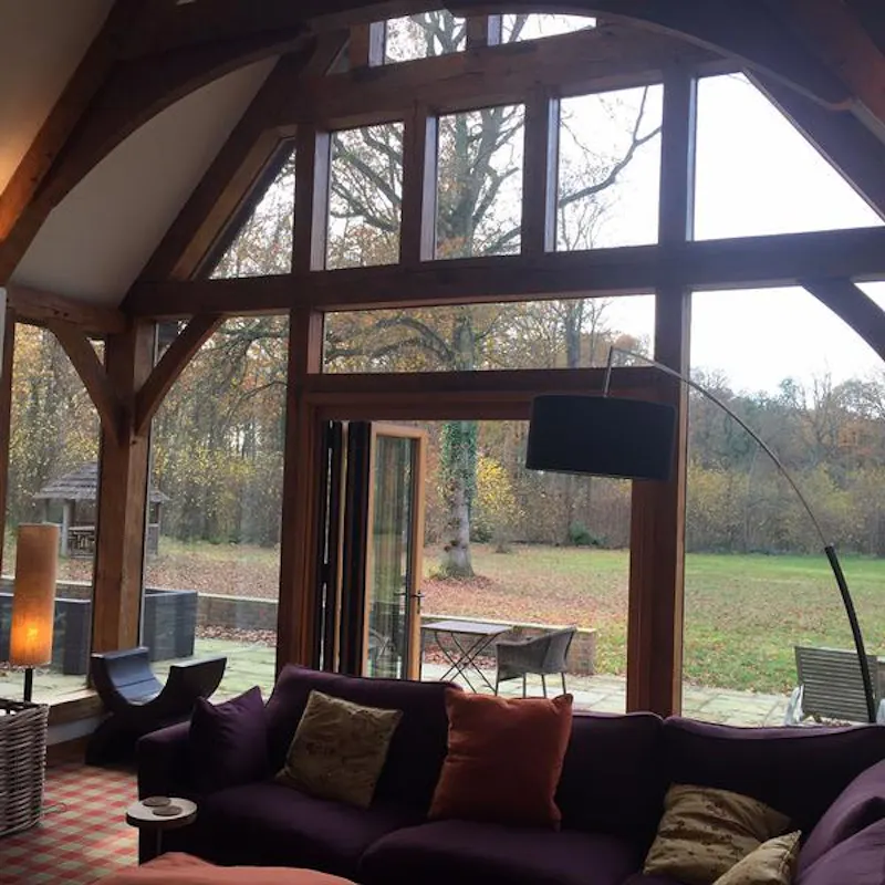 Film location D2284 in Surrey (photo 3)
