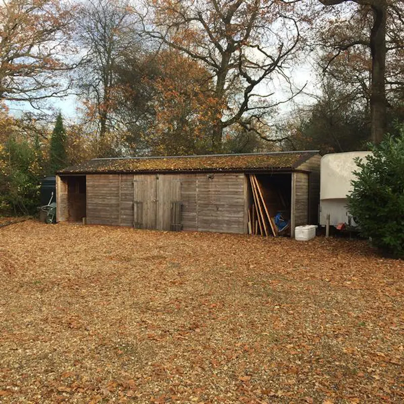 Film location D2284 in Surrey (photo 23)
