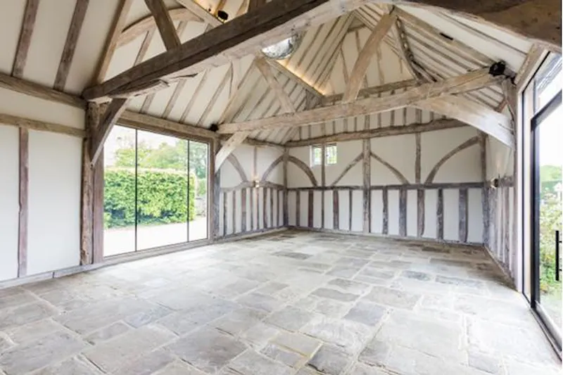 Film location L661 in Surrey (photo 5)