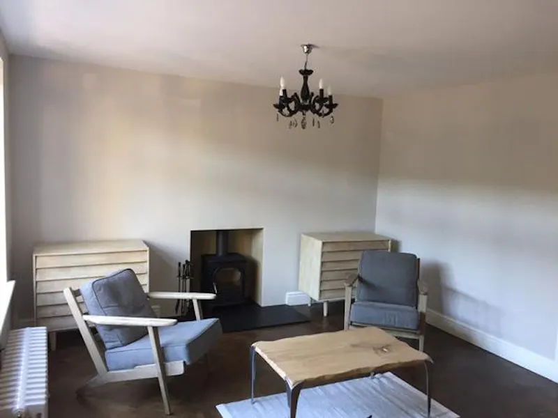 Drawing room at Film location D2287 in Kent (photo 3)