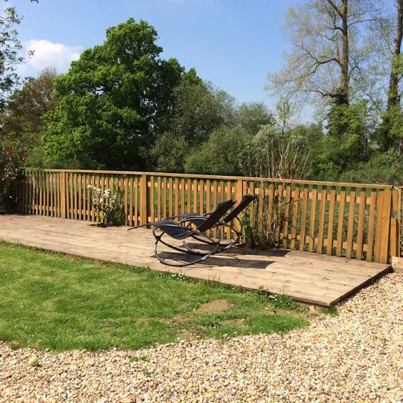 Terrace/Patio at Film location D2287 in Kent (photo 26)