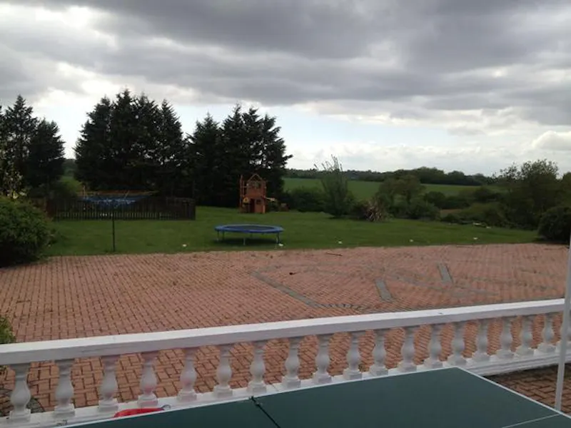 Terrace/Patio at Film location D2288 in Essex (photo 16)