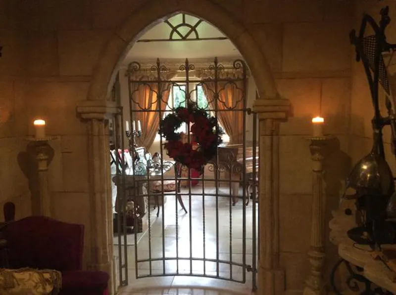 Eclectic Gothic hotel in Newark, A1423 (photo 27)